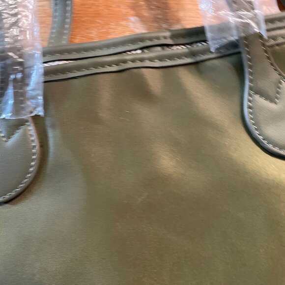 Threaded Pear Tote or Handbag  Carry On Olive Green New Without Tags Length:11" - Picture 4 of 13